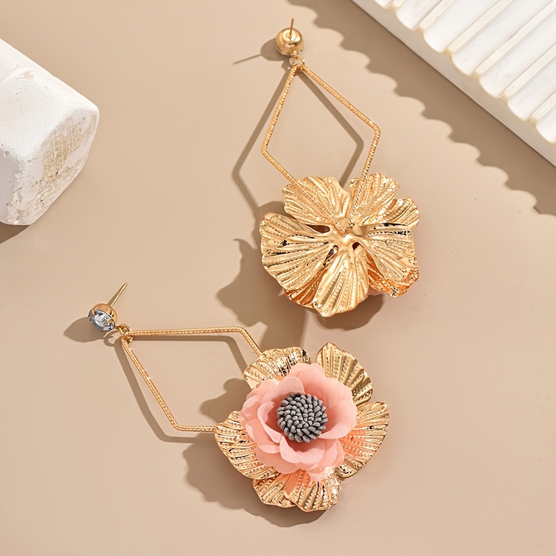 Women's Exaggerated Geometric Floral Long Earrings